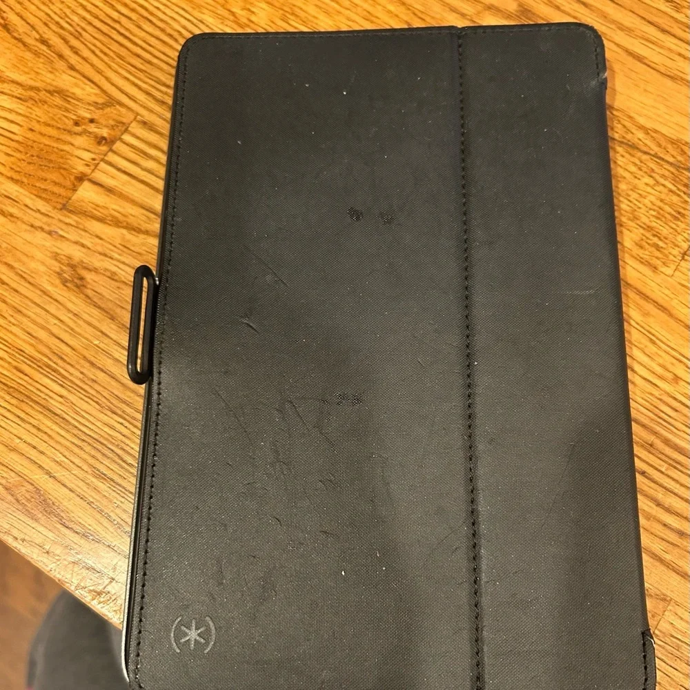 Apple sleek ipad